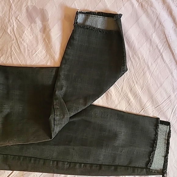 Vera Wang Simply Vera Black and Gray plaid jeggings, sz Large - Picture 4 of 4